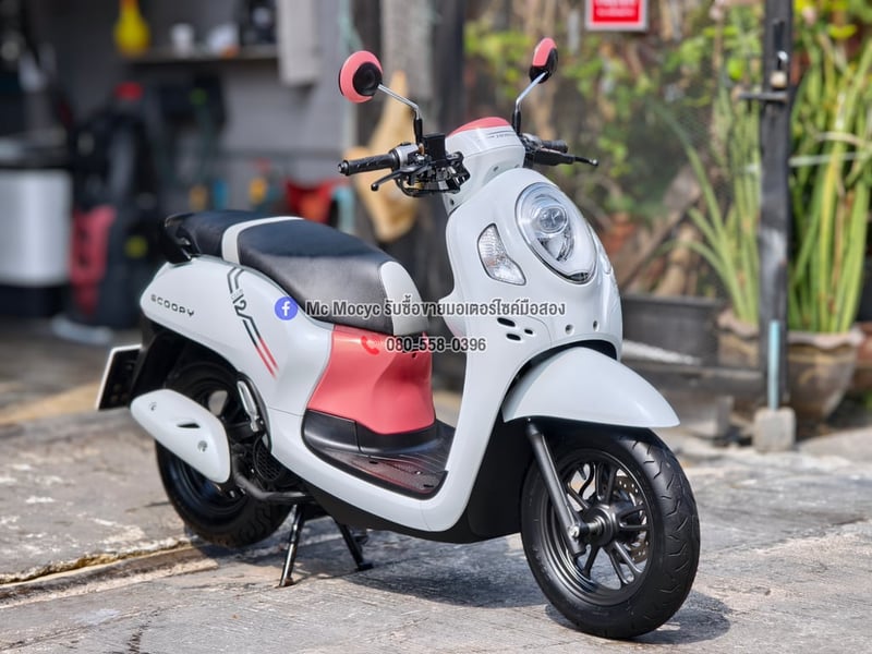 Scoopy i 2022 Club12 วิ่ง10000โล รถบ้านเครื่องท่อเดิมสีสวย เล่มเขียวชุดโอนครบ No1335