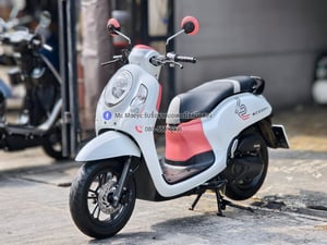 Scoopy i 2022 Club12 วิ่ง10000โล รถบ้านเครื่องท่อเดิมสีสวย เล่มเขียวชุดโอนครบ No1335