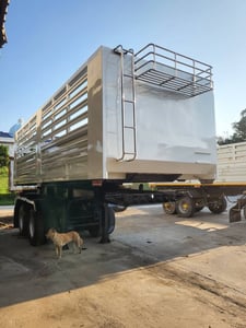 หางเซมิดั้มยาว 7 เมตร