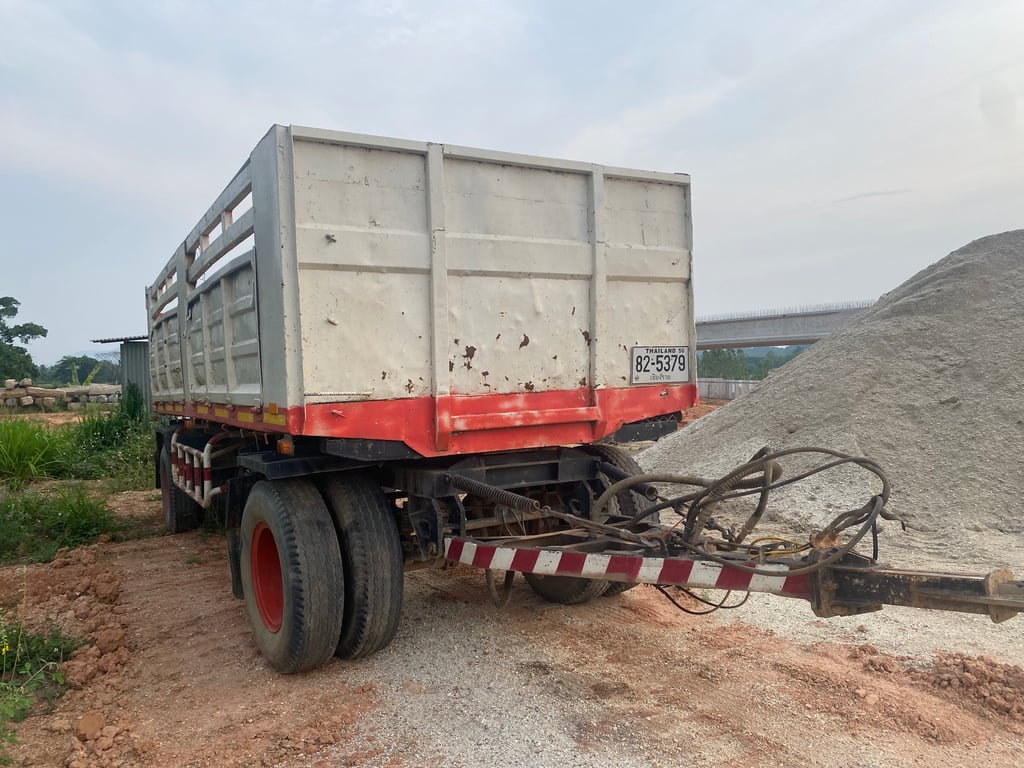 ลูกพ่วงสองเพลาแท้ ปี 2533 ลูกพ่วงสองเพลาแท้ ปี 2533