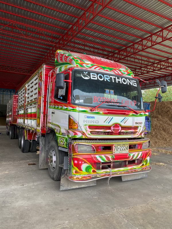 ฮีโน่344 แม่ลูก ปี57 คอกเกษตรไม่ดั๊ม