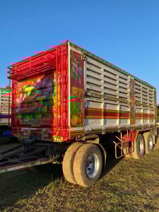 ฮีโน่344แรงม้า แม่ ลูกคอกเกษตรไม่ดั๊ม