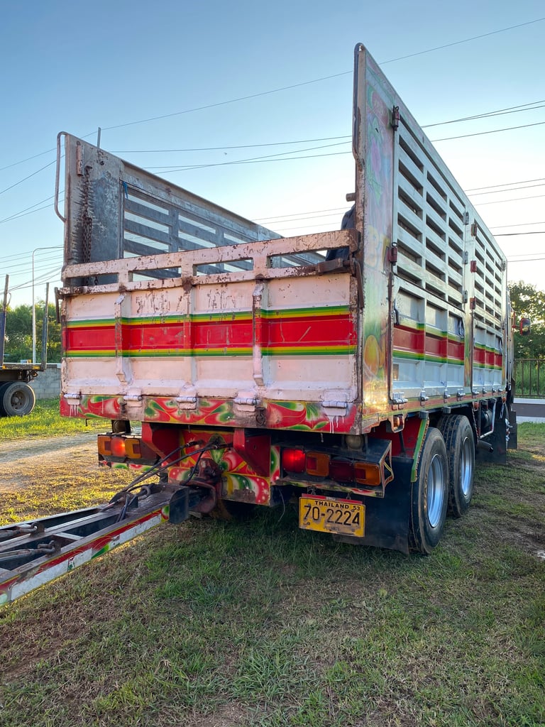 ฮีโน่344แรงม้า แม่ ลูกคอกเกษตรไม่ดั๊ม