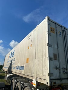 ตู้เย็น รถบรรทุก