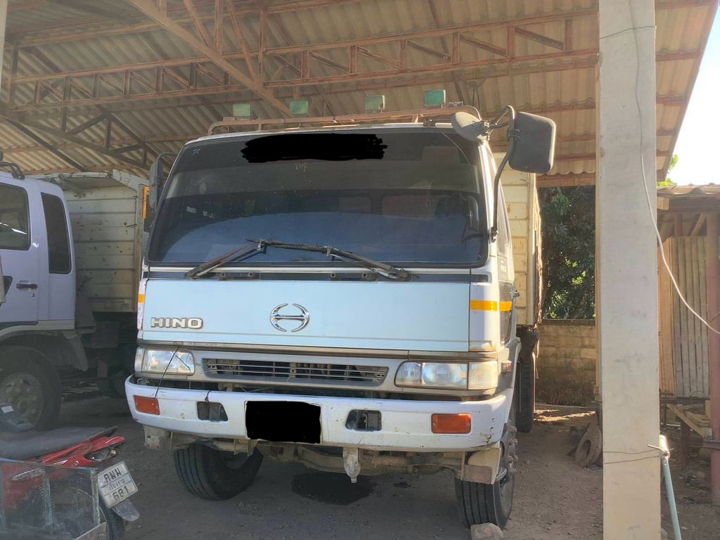 ฮีโน่ 1J ปี 2540 ดั๊มสามมิตรสองเพลา ฮีโน่ 1J ปี 2540 ดั๊มสามมิตรสองเพลา