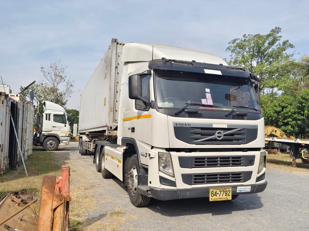 ขายรถหัวลาก มือสอง ยี่ห้อ Volvo FM9 ราคา 650,000 บาท