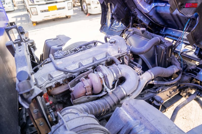 HINO FL 212แรงม้า รถบรรทุก 10ล้อ ตู้แห้ง ปี2015