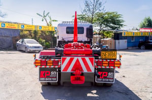 HINO FM รถบรรทุก 10ล้อ กระบะเหล็กติดเครน ปี2013 เลขไมล์น้อยกว่า 500,000 กม. HINO FM รถบรรทุก 10ล้อ กระบะเหล็กติดเครน ปี2013 เลขไมล์น้อยกว่า 500,000 กม.