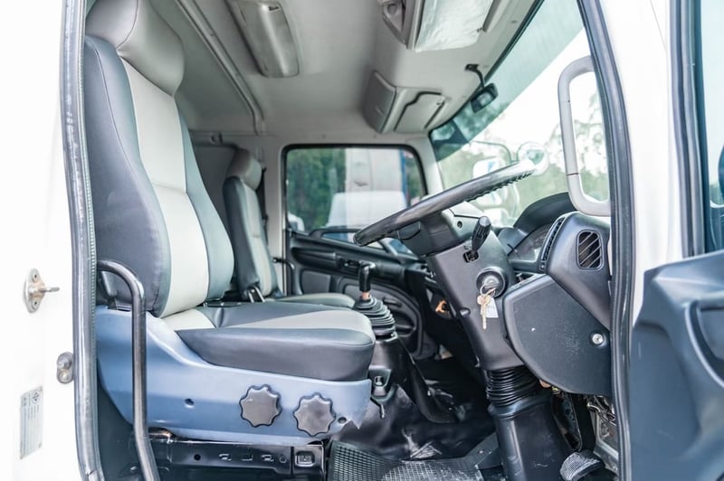 HINO FG 212แรงม้า รถบรรทุก 6ล้อ กระบะคอกสูง ปี2013 เลขไมล์น้อยกว่า 500,000 กม.