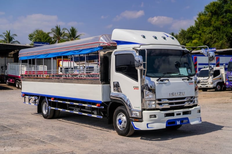 ISUZU FRR รถบรรทุก 6ล้อ สองแถว ปี2013 เลขไมล์ 792,634 กม.