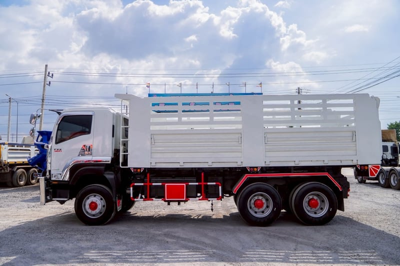 ISUZU FXZ 360แรงม้า รถบรรทุก 10ล้อ ดั้มพ์
