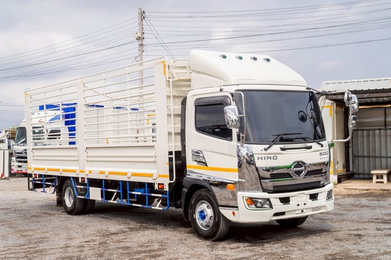 HINO FC รถบรรทุก 6ล้อ กระบะคอกสูง ปี2023 เลขไมล์ 40,000 กม. HINO FC รถบรรทุก 6ล้อ กระบะคอกสูง ปี2023 เลขไมล์ 40,000 กม.