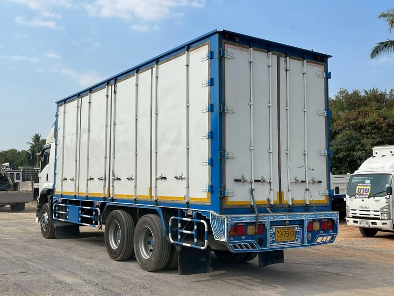ISUZU FVM รถบรรทุก 10ล้อ ตู้แห้ง ปี2022 เลขไมล์น้อยกว่า 500,000 กม. ISUZU FVM รถบรรทุก 10ล้อ ตู้แห้ง ปี2022 เลขไมล์น้อยกว่า 500,000 กม.