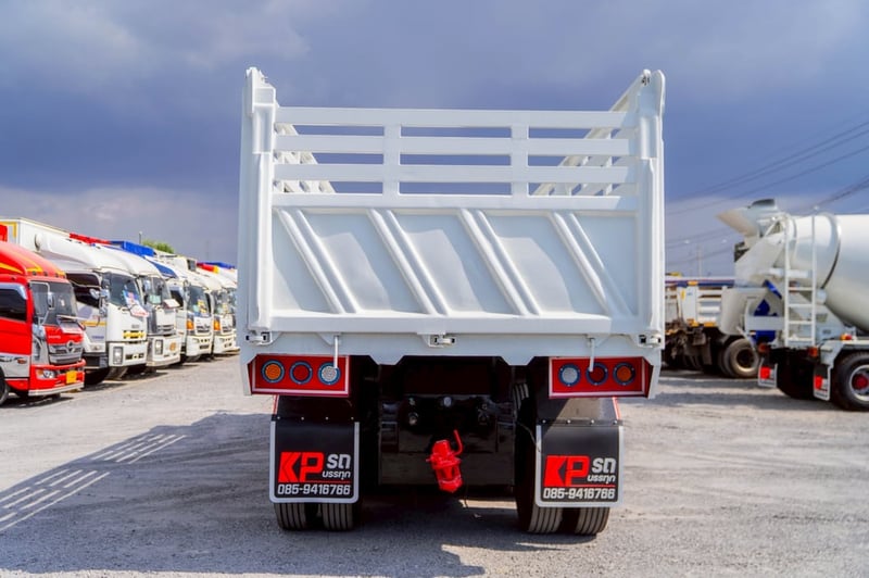 ISUZU FXZ 360แรงม้า รถบรรทุก 10ล้อ ดั้มพ์