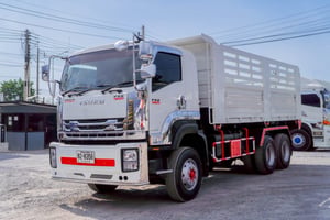 ISUZU FXZ 360แรงม้า รถบรรทุก 10ล้อ ดั้มพ์