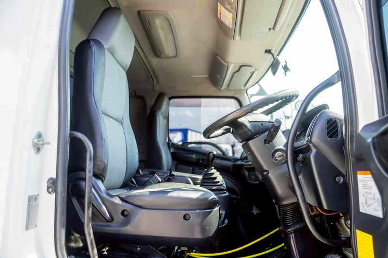 HINO FG 240แรงม้า รถบรรทุก 6ล้อ ตู้แห้ง ปี2017 เลขไมล์น้อยกว่า 500,000 กม.