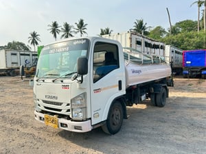 ISUZU NMR รถบรรทุก 6ล้อ รถดูดสิ่งปฏิกูล ปี2022 เลขไมล์น้อยกว่า 500,000 กม.