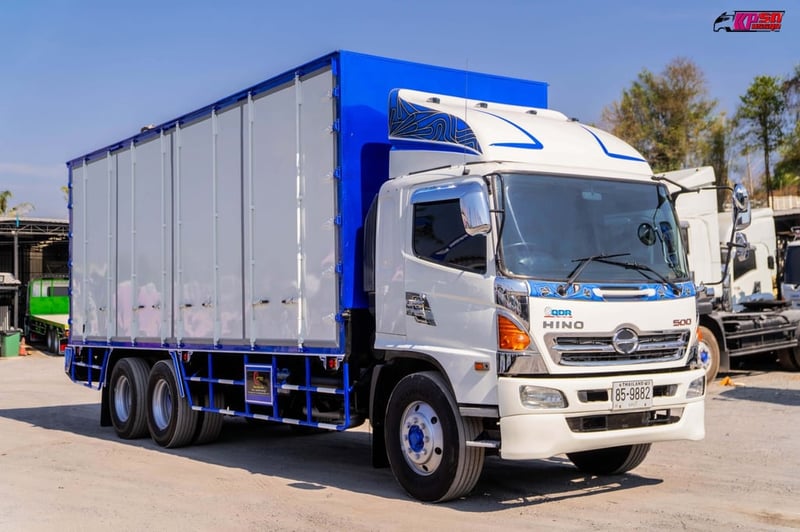 HINO FL 212แรงม้า รถบรรทุก 10ล้อ ตู้แห้ง ปี2015