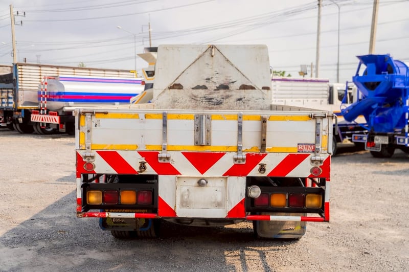 ISUZU FVM รถบรรทุก 10ล้อ กระบะเหล็ก ปี2018 เลขไมล์ 419,351 กม. ISUZU FVM รถบรรทุก 10ล้อ กระบะเหล็ก ปี2018 เลขไมล์ 419,351 กม.