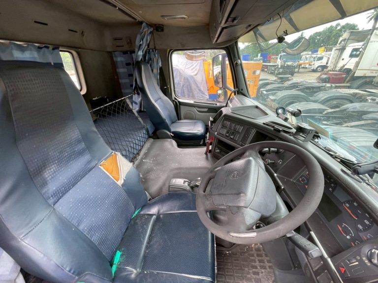 VOLVO FM 400แรงม้า รถบรรทุก หัวลาก 10ล้อ หัวลาก เฉพาะหัว ปี2009 VOLVO FM 400แรงม้า รถบรรทุก หัวลาก 10ล้อ หัวลาก เฉพาะหัว ปี2009
