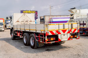 ISUZU FVM รถบรรทุก 10ล้อ กระบะเหล็ก ปี2018 เลขไมล์ 419,351 กม. ISUZU FVM รถบรรทุก 10ล้อ กระบะเหล็ก ปี2018 เลขไมล์ 419,351 กม.