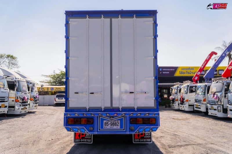 HINO FL 212แรงม้า รถบรรทุก 10ล้อ ตู้แห้ง ปี2015