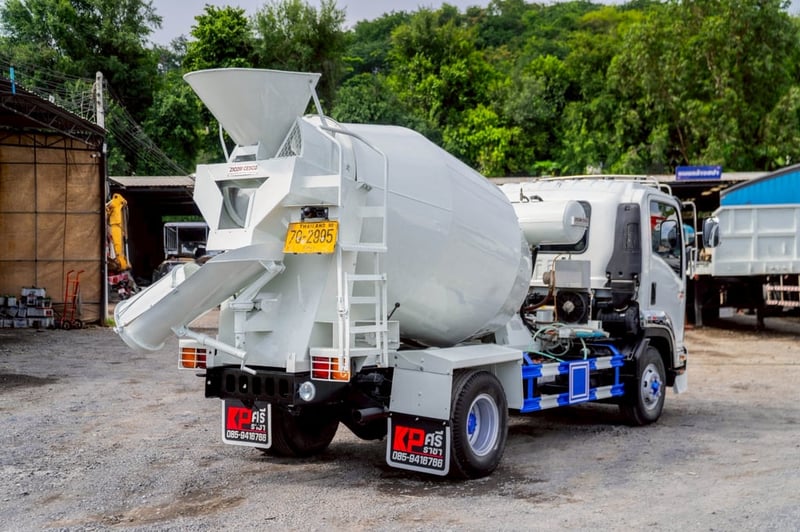 ISUZU FRR 190แรงม้า รถบรรทุก 6ล้อ โม่ผสมปูน ปี2018