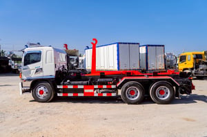 HINO FM รถบรรทุก 10ล้อ กระบะเหล็กติดเครน ปี2013 เลขไมล์น้อยกว่า 500,000 กม. HINO FM รถบรรทุก 10ล้อ กระบะเหล็กติดเครน ปี2013 เลขไมล์น้อยกว่า 500,000 กม.