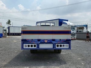 ISUZU FRR 210แรงม้า รถบรรทุก 6ล้อ กระบะเหล็ก ปี2013