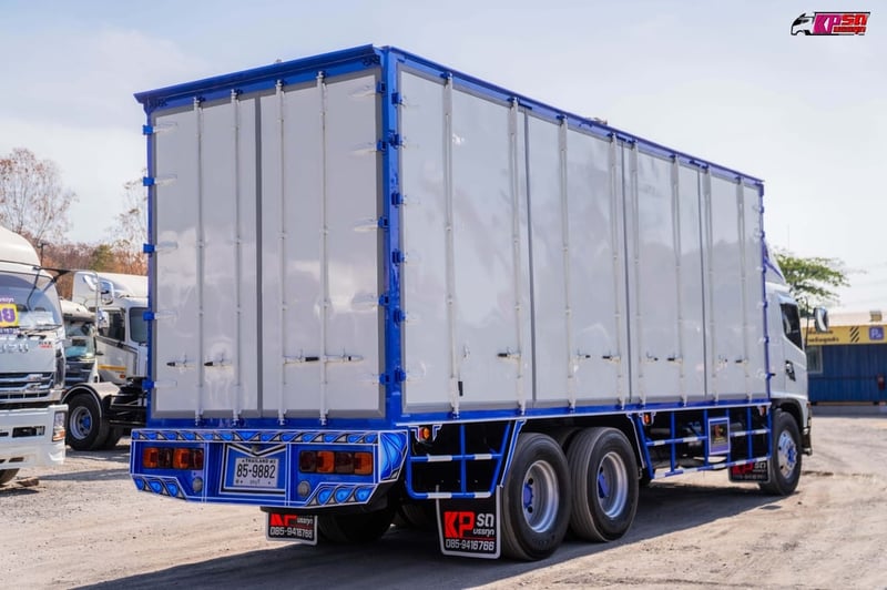 HINO FL 212แรงม้า รถบรรทุก 10ล้อ ตู้แห้ง ปี2015
