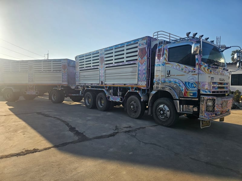 ISUZU FXZ 360  รถบรรทุก 12ล้อ พ่วงแม่ลูก ปี2012