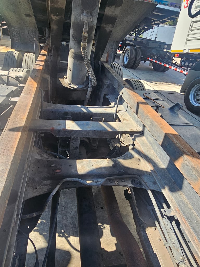 ISUZU FXZ 360  รถบรรทุก 12ล้อ พ่วงแม่ลูก ปี2012