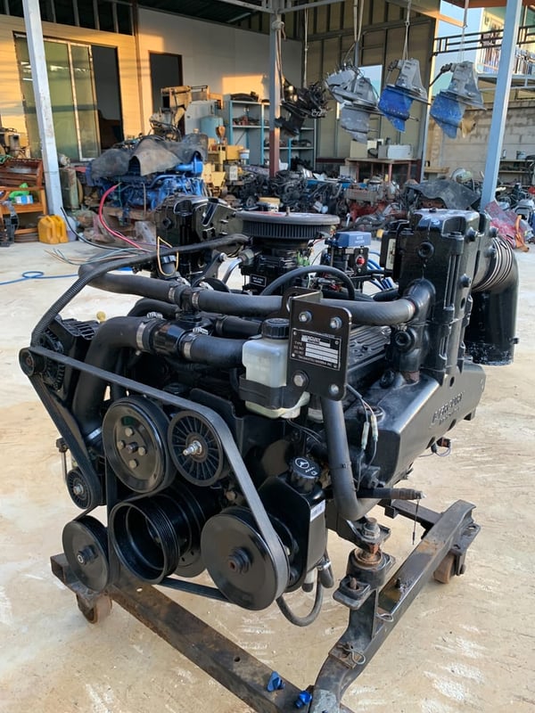 ขายเครื่องเรือ Mercury MerCruiser 5.0 Litre
