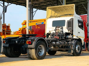 HINO FG 260แรงม้า รถบรรทุก 6ล้อ หัวลาก เฉพาะหัว ปี2022