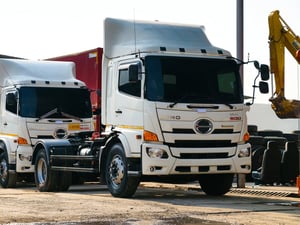 HINO FG 260แรงม้า รถบรรทุก 6ล้อ หัวลาก เฉพาะหัว ปี2022