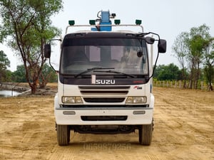 ISUZU FVZ 200แรงม้า รถบรรทุก 10ล้อ กระบะเหล็กติดเครน ปี2006 เลขไมล์ 200,000 กม. ISUZU FVZ 200แรงม้า รถบรรทุก 10ล้อ กระบะเหล็กติดเครน ปี2006 เลขไมล์ 200,000 กม.