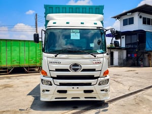 HINO FL 260แรงม้า รถบรรทุก 10ล้อ ตู้แห้ง ปี2017 HINO FL 260แรงม้า รถบรรทุก 10ล้อ ตู้แห้ง ปี2017