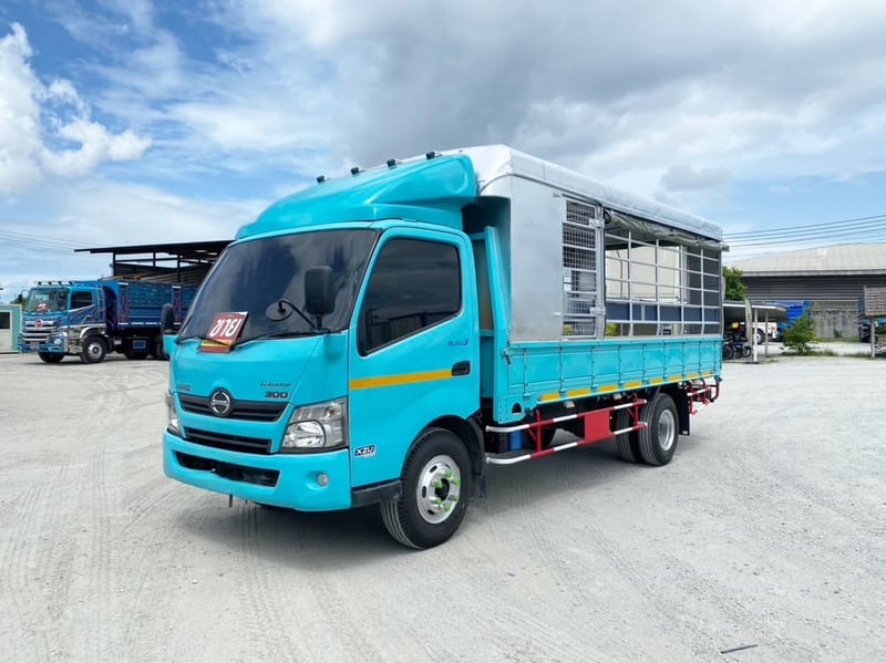 HINO XZU รถบรรทุก 6ล้อ สองแถว ปี2018(2872) HINO XZU รถบรรทุก 6ล้อ สองแถว ปี2018(2872)