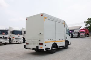ISUZU NMR 130แรงม้า รถบรรทุก 6ล้อ ตู้แห้ง ปี2015(3140) ISUZU NMR 130แรงม้า รถบรรทุก 6ล้อ ตู้แห้ง ปี2015(3140)