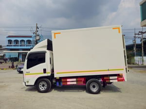 ISUZU NLR 130แรงม้า รถบรรทุก 4ล้อ ตู้แห้ง ปี2021(3578) ISUZU NLR 130แรงม้า รถบรรทุก 4ล้อ ตู้แห้ง ปี2021(3578)