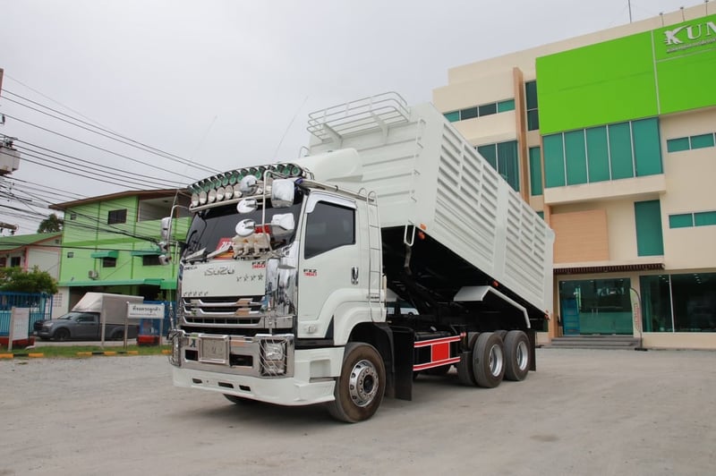 ISUZU FXZ 360แรงม้า รถบรรทุก 10ล้อ ดั้มพ์ ปี2022(2235) ISUZU FXZ 360แรงม้า รถบรรทุก 10ล้อ ดั้มพ์ ปี2022(2235)