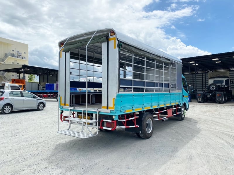 HINO XZU รถบรรทุก 6ล้อ สองแถว ปี2018(2872) HINO XZU รถบรรทุก 6ล้อ สองแถว ปี2018(2872)