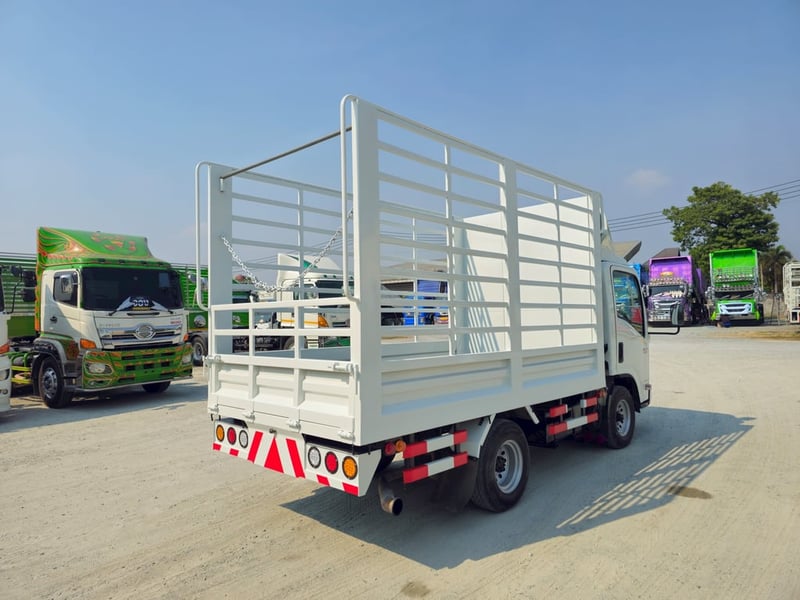 ISUZU NLR 130แรงม้า รถบรรทุก 4ล้อ รถบรรทุกอื่นๆ ปี2012 (8467) ISUZU NLR 130แรงม้า รถบรรทุก 4ล้อ รถบรรทุกอื่นๆ ปี2012 (8467)