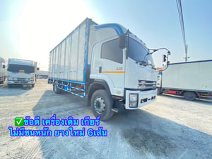 หกล้อตู้ISUZU FTR 240