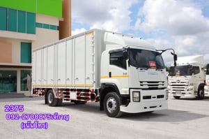 ISUZU FTR 240แรงม้า รถบรรทุก 6ล้อ ตู้แห้ง ปี2022(2375)
