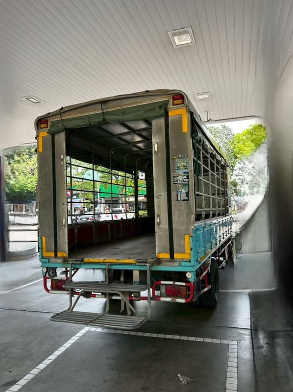 HINO XZU 150แรงม้า รถบรรทุก 6ล้อ สองแถว ปี2018(2872)