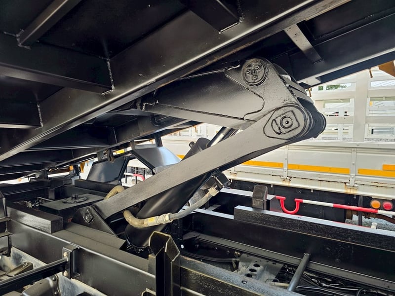 HINO FC 175แรงม้า รถบรรทุก 6ล้อ ดั้มพ์ ปี2022(0793)