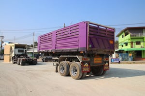 หางเซมิดั้มพ์สองเพลา