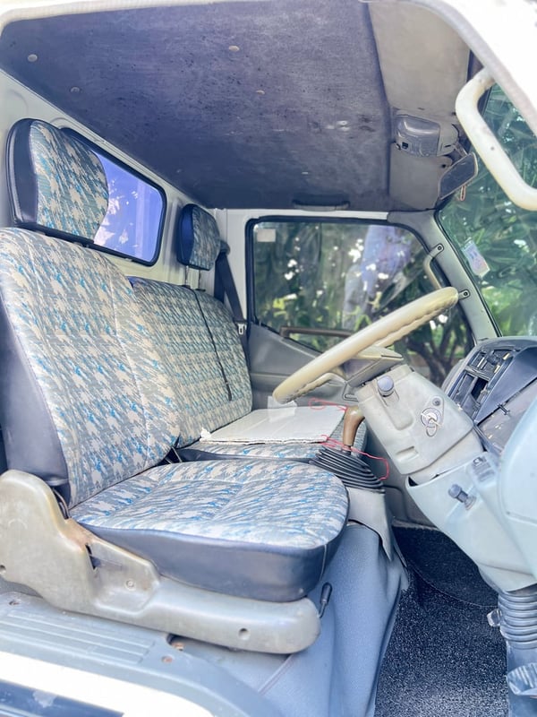 MITSUBISHI canter 110แรง รถห้างแท้4ล้อ(ป้ายเล็กไม่ติดเวลา) เจ้าของมือเดียว ปี50