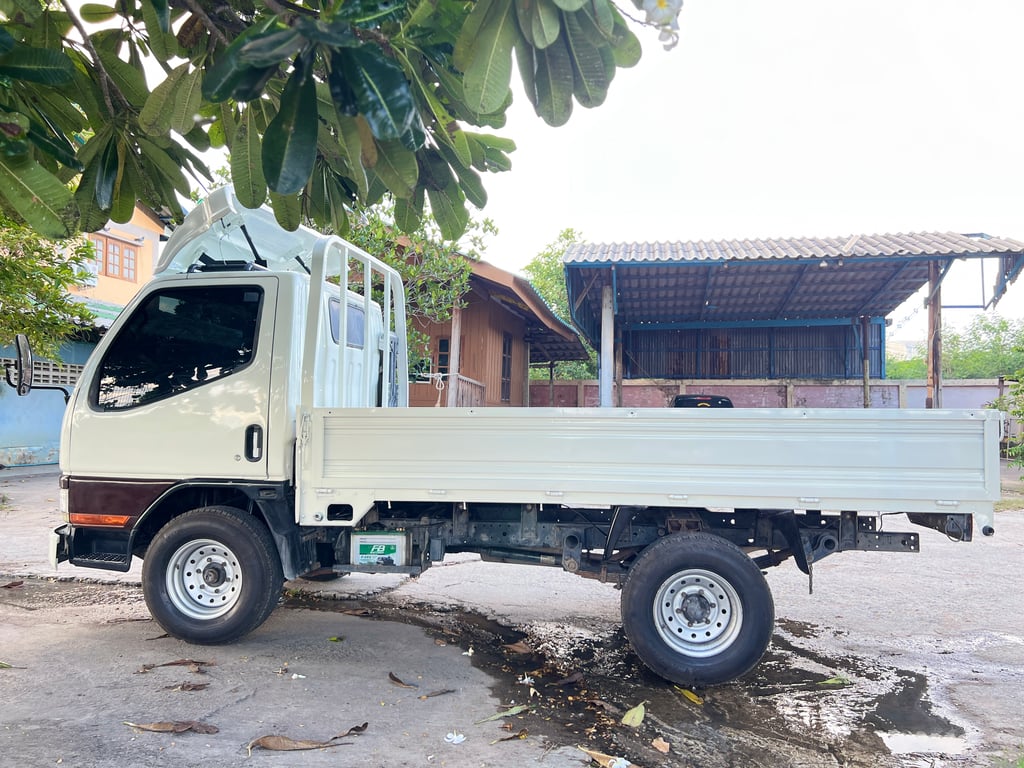 MITSUBISHI canter 110แรง รถห้างแท้4ล้อ(ป้ายเล็กไม่ติดเวลา) เจ้าของมือเดียว ปี50